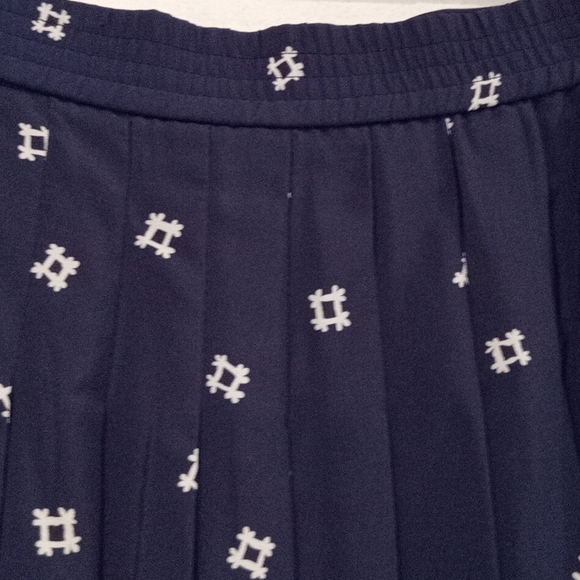Chaus navy blue skirt set - Picture 8 of 8